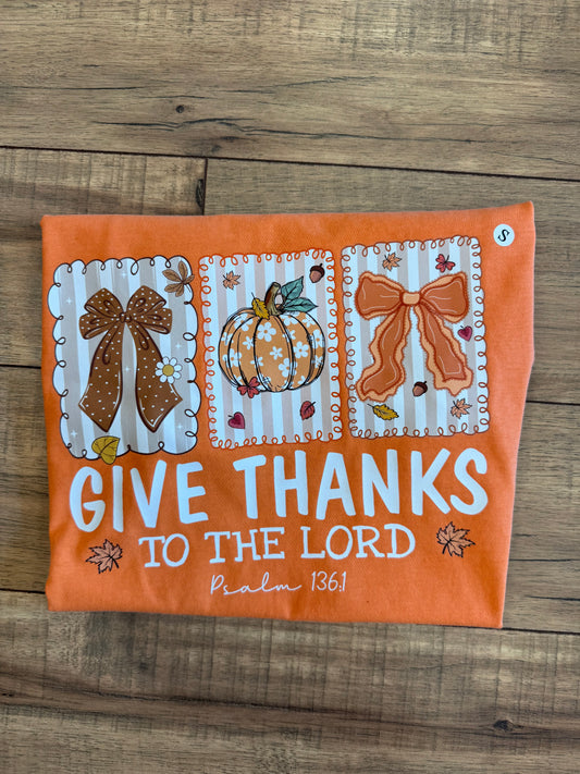 Give Thanks Tee